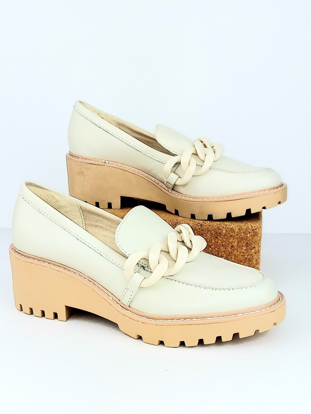 Dolce Vita Haris Wedge Platform Chain Loafer Ivory Leather Size 9